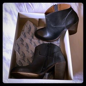 Lucky Brand Leather Bootie